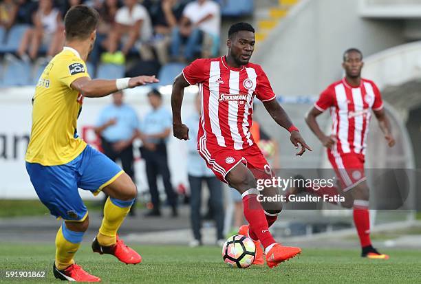 Olympiacos FC's forward from Nigeria Brown Ideye in action during the UEFA Europa League match between FC Arouca and Olympiacos FC at Estadio...