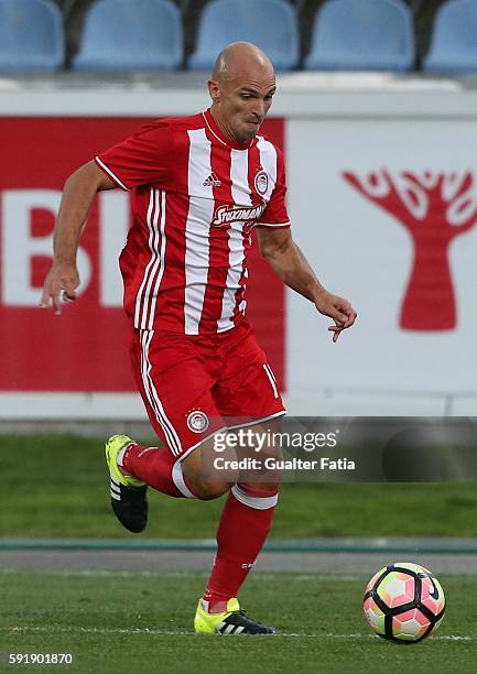 Olympiacos FC's midfielder from Argentina Esteban Cambiasso in action during the UEFA Europa League match between FC Arouca and Olympiacos FC at...