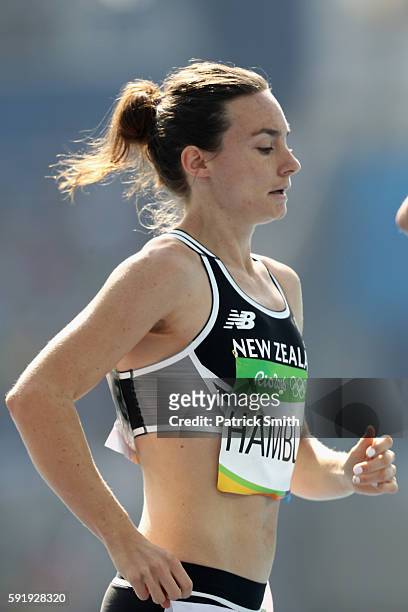 Nikki Hamblin of New Zealand competes during the Women's 5000m Round 1 on Day 11 of the Rio 2016 Olympic Games at the Olympic Stadium on August 16,...