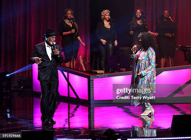 The S.O.S. Band's Abdul Ra'oof and Mary Davis perform during the NMAAM 2016 Black Music Honors on August 18, 2016 in Nashville, Tennessee.