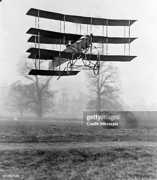 Who Was Roe Roe Triplane Photos and Premium High Res Pictures - Getty Images