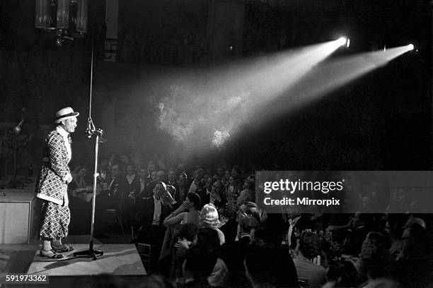 Max Miller Singer Max Miller (Comedian) Photos and Premium High Res Pictures - Getty Images