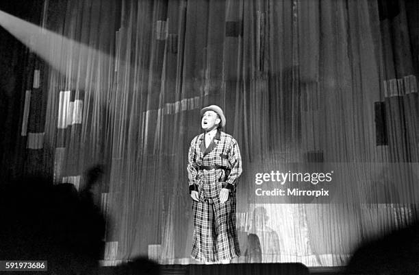 Max Miller Singer Max Miller (Comedian) Photos and Premium High Res Pictures - Getty Images