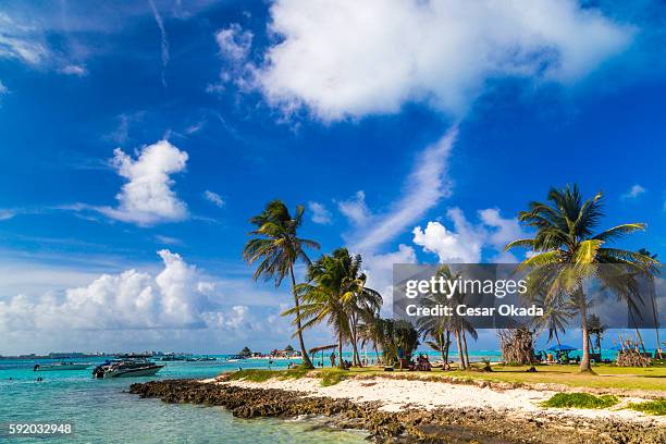 aquarius cay - san andres mountains stock pictures, royalty-free photos & images