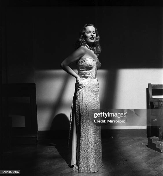 Actress Peggy Cummins. October 1952 C5200-001