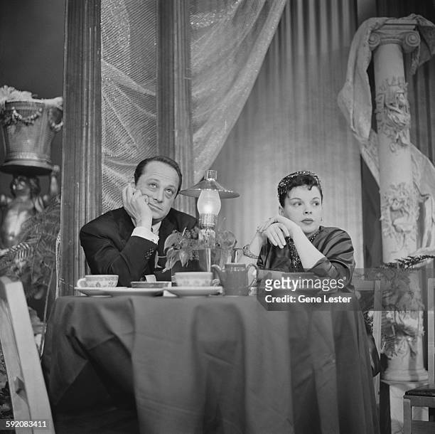 American producer Sidney Luft and actress Judy Garland sit together at the 27th Academy Award nominations event, Burbank, California, February 12,...