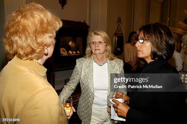 Joan Gerberding, Geraldine Laybourne and Terri Santisi attend Museum of Television and Radio Dinner at Harry Winsto Grand Salon on September 15, 2005...