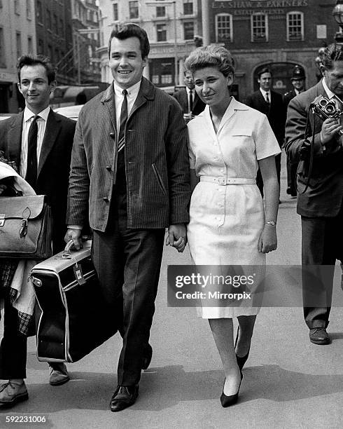 Lena Davis Photos and Premium High Res Pictures - Getty Images