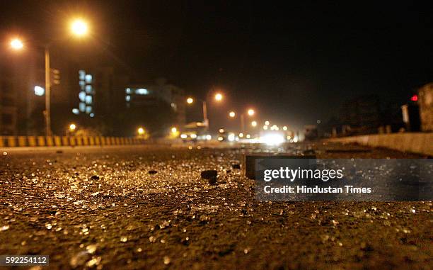 Accidents - Rioting - Riots - Victim Ramesh Dushankar of Shankarwadi Chawl, Jogeshwari - The Western Express Highway after last night's public...