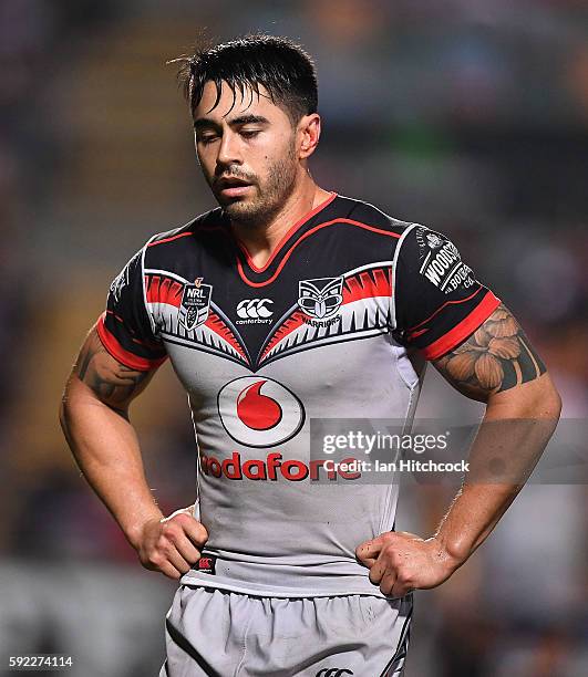 Shaun Johnson of the Warriors looks dejected during the round 24 NRL match between the North Queensland Cowboys and the New Zealand Warriors at...