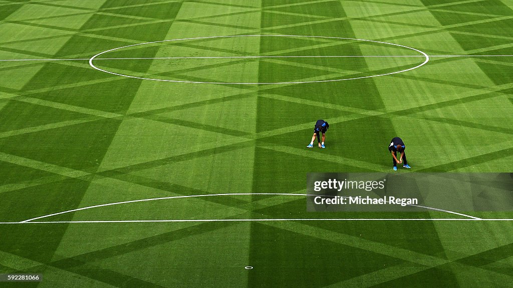 Leicester City v Arsenal - Premier League