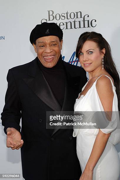 Al Jarreau and Cassandra Mann attend The Alfred Mann Foundation's 2nd Annual 'Evening of Innovation & Inspiration' Honoring Larry King, Hosted by...