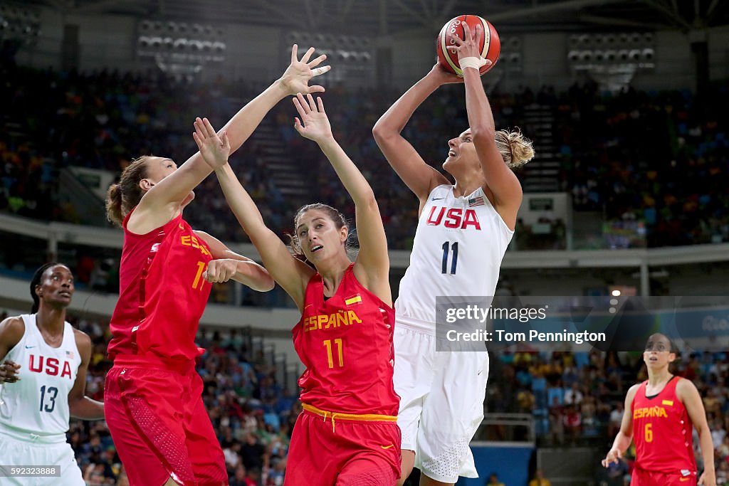 Basketball - Olympics: Day 15