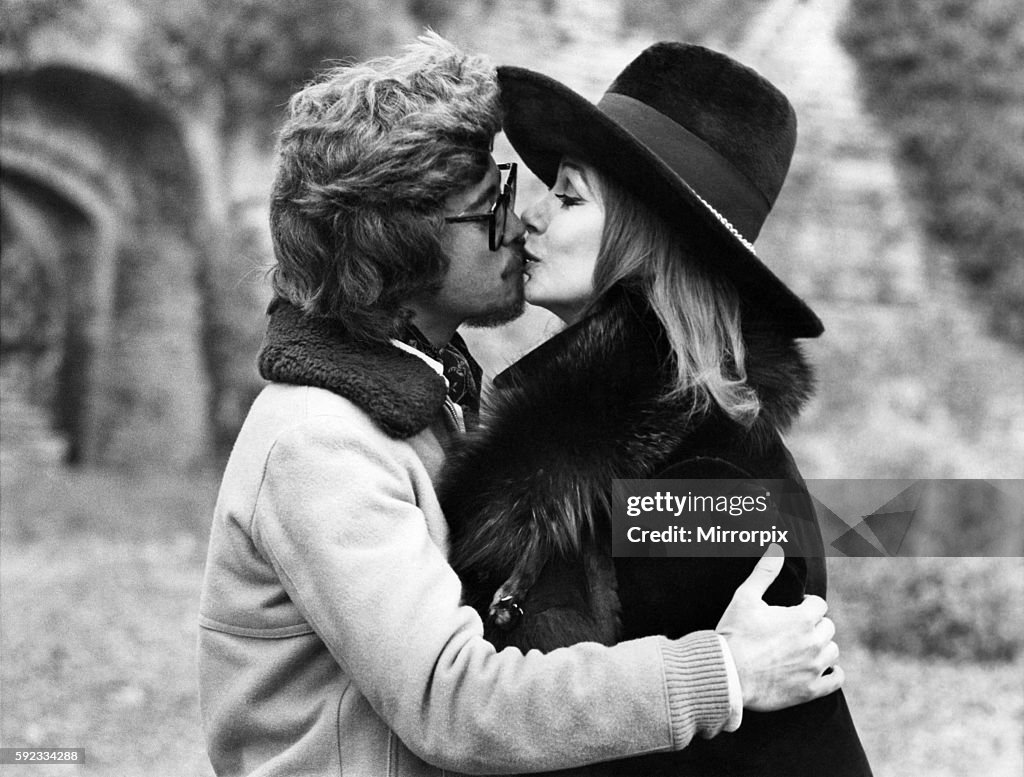 April British Model Trans fashion model April Ashley, November 1975. News Photo - Getty Images