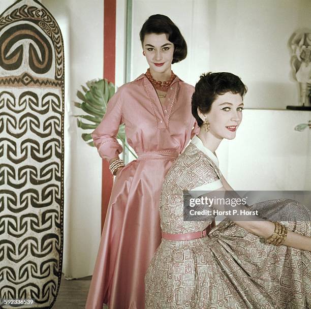 Ricky Racks Woman 50 Rickrack Stock Photos, High-Res Pictures, and Images - Getty Images