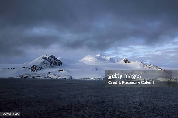 extreme weather - antarctic sound 個照片及圖片檔