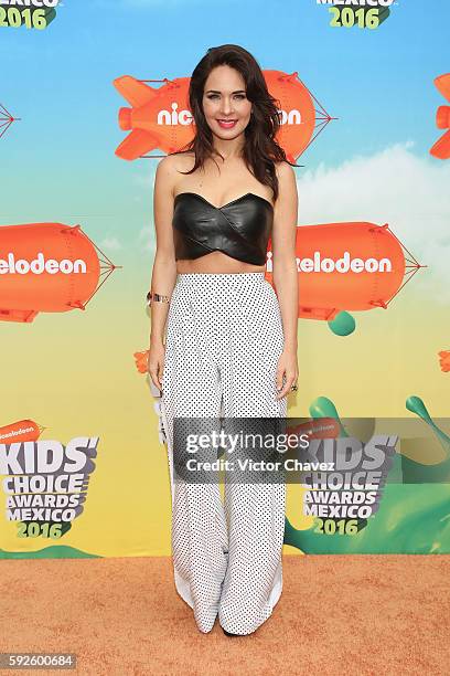 Adriana Louvier arrives at the Nickelodeon Kids' Choice Awards Mexico 2016 at Auditorio Nacional on August 20, 2016 in Mexico City, Mexico.