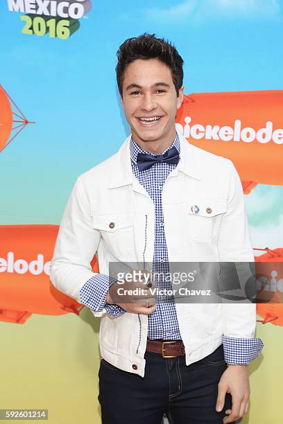 Michael Ronda arrives at the Nickelodeon Kids' Choice Awards Mexico 2016 at Auditorio Nacional on August 20, 2016 in Mexico City, Mexico.