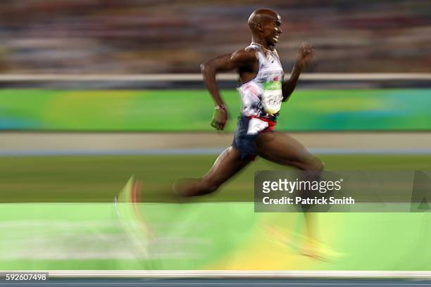 Mohamed Farah of Great Britain competes during the Men's 5000 meter Final on Day 15 of the Rio 2016 Olympic Games at the Olympic Stadium on August...