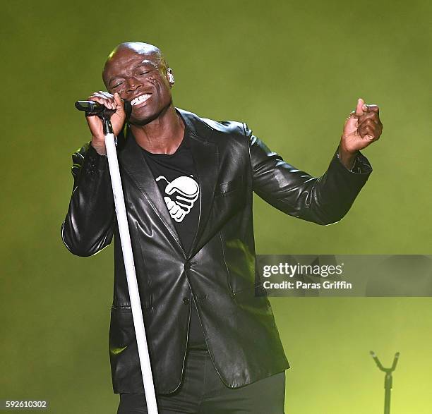 Recording artist Seal performs in concert at Chastain Park Amphitheater on August 20, 2016 in Atlanta, Georgia.