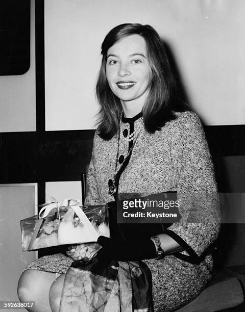 Actress Leslie Caron, star of the film 'Gigi', at Columbia Theatre to watch a screening of the film 'Suddenly, Last Summer', London, circa 1959.