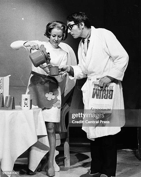 828 Peter Reeves Photos & High Res Pictures - Getty Images