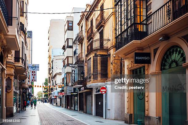 shopping street. castellon de la plana, spain. - casetellon de la plana stockfoto's en -beelden