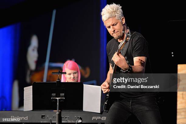 Musicians perform onstage during Wizard World Comic Con Chicago 2016 - Day 3 at Donald E. Stephens Convention Center on August 20, 2016 in Rosemont,...