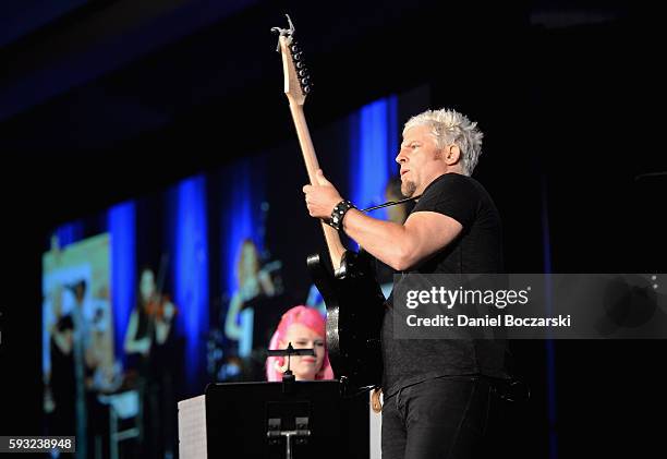 Musicians perform onstage during Wizard World Comic Con Chicago 2016 - Day 3 at Donald E. Stephens Convention Center on August 20, 2016 in Rosemont,...