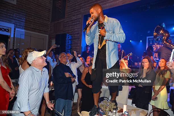 Usher performs onstage at the Apollo in the Hamptons 2016 party at The Creeks on August 20, 2016 in East Hampton, New York.
