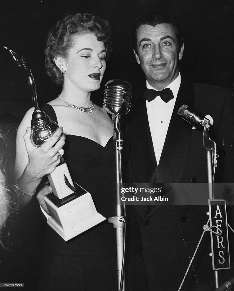 Eleanor Parker And Robert Taylor