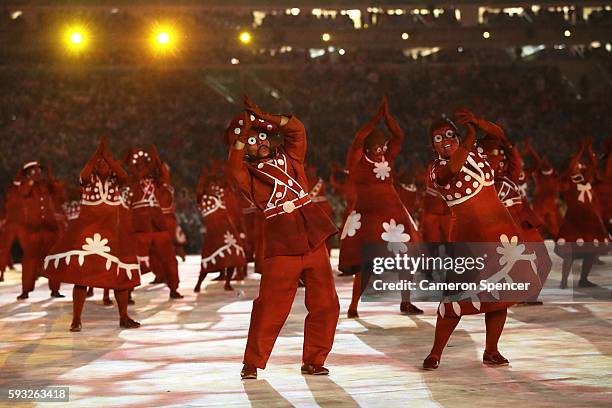 Dancers perform during the Closing Ceremony on Day 16 of the Rio 2016 Olympic Games at Maracana Stadium on August 21, 2016 in Rio de Janeiro, Brazil.