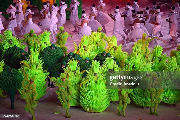 Dancers perform during the Closing Ceremony on Day 16 of the Rio 2016 Olympic Games at Maracana Stadium in Rio de Janeiro, Brazil on August 21, 2016.