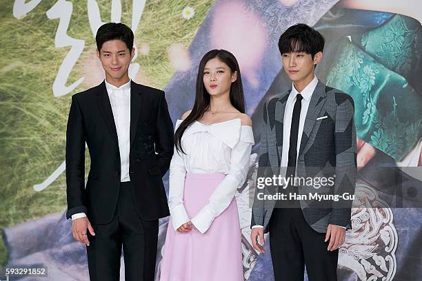 South Korean actors Park Bo-Gum, Kim Yoo-Jung and Jinyoung of South Korean boy band B1A4 attend the press conference for KBS Drama "Moonlight Drawn...