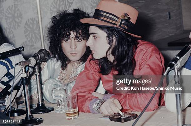 Rex Marc Bolan and Mickey Finn press conference at Hilton Hotel, Tokyo, November 1972.