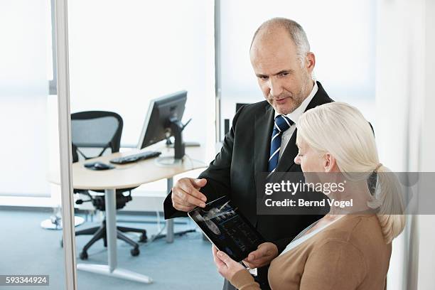 Security Guard Tablet Photos and Premium High Res Pictures - Getty Images