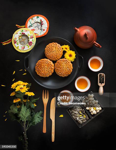 mid autumn festival table top shot. - mooncake stock pictures, royalty-free photos & images