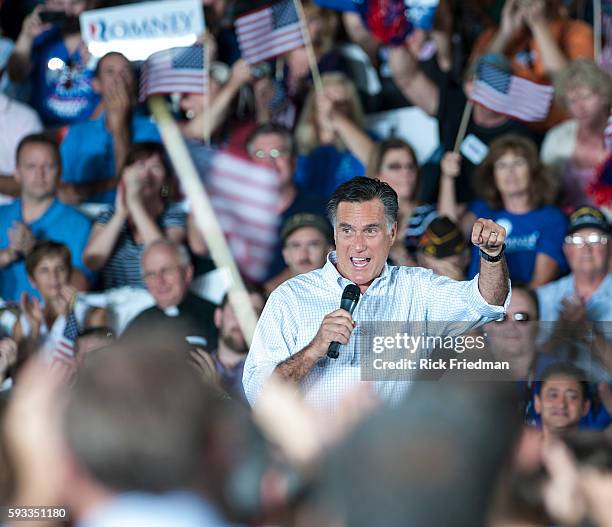 Mitt Romney Rally 100 Holman Stadium (Nashua) Photos & High Res Pictures - Getty Images