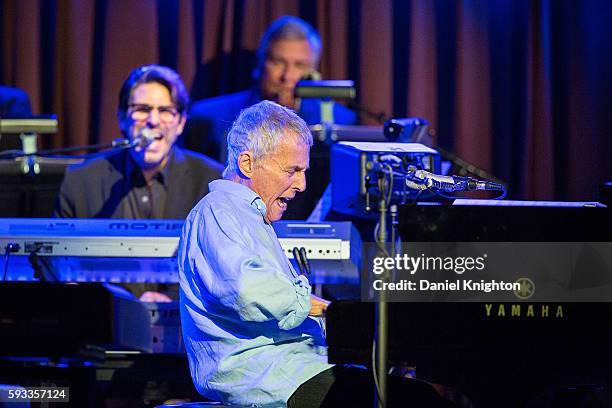 Composer/performer Burt Bacharach performs on stage at Belly Up Tavern on August 21, 2016 in Solana Beach, California.