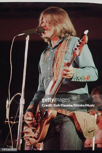 Chicago Peter Cetera live at Festival Hall, Osaka, June 10, 1972.