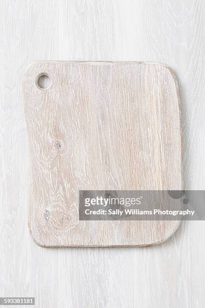 oak chopping board - whitewashed bildbanksfoton och bilder