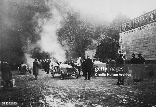 The start of the Grand Prix du Royal Automobile Club de Belgique Circuit Des Ardennes Motor Trial on 24 August 1913 on the Ardennes Circuit near Spa...