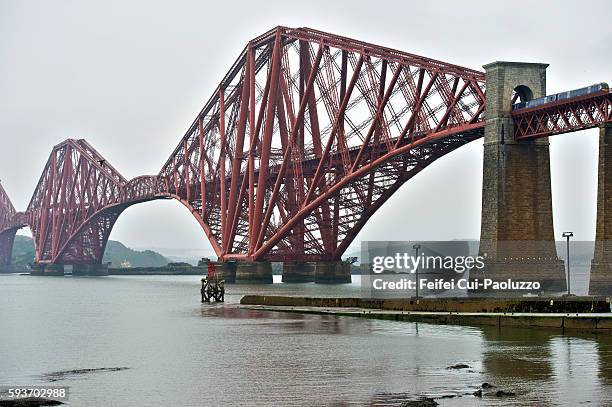 foggy day at firth of forth bridge - bridge side view stock pictures, royalty-free photos & images