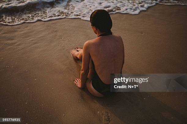 girl on beach - n n girl models stock pictures, royalty-free photos & images