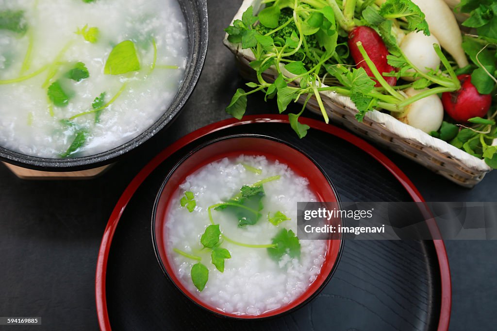 Seven herb rice porridge