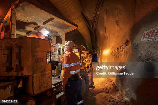 underground mine workers - mining drilling australia stock pictures, royalty-free photos & images