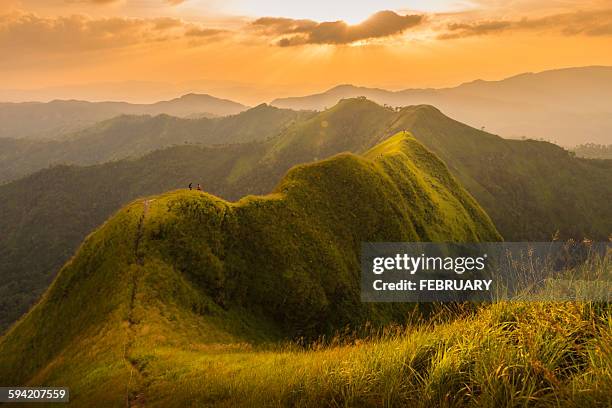 khao changphuek, karnjanaburi, thailand - sepiakleurig stockfoto's en -beelden