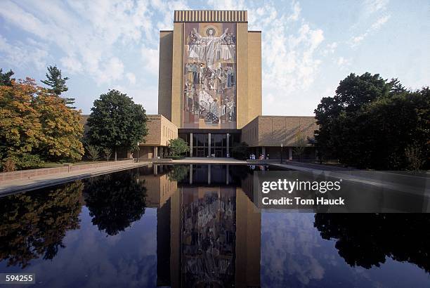 Touchdown Jesus Rip 165 Notre Dame Touchdown Jesus Stock Photos, High-Res Pictures, and ...