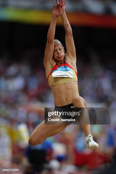 Jennifer Oeser GER beim Weitsprung Leichtathletik Siebenkampf Frauen Olympische Sommerspiele 2008 in Peking olympic summer games in Beijing 2008