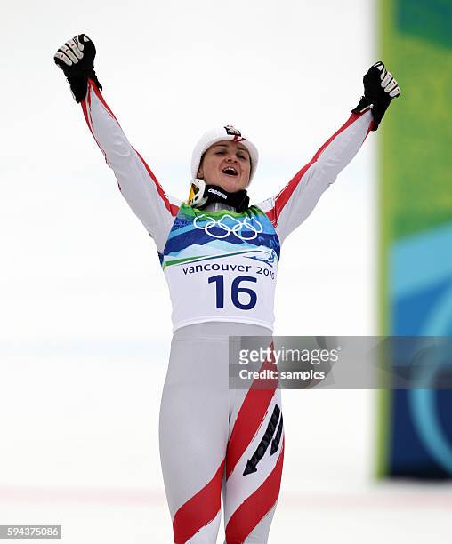 Bronzemedaille fur Elisabeth Goergl Olympische Winterspiele 2010 in Vancouver Ski Alpin : Riesenslaolom Damen Whistler Creekside Olympic Winter Games...